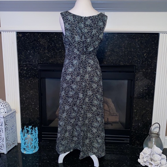 Flowered sundress - Picture 3 of 5